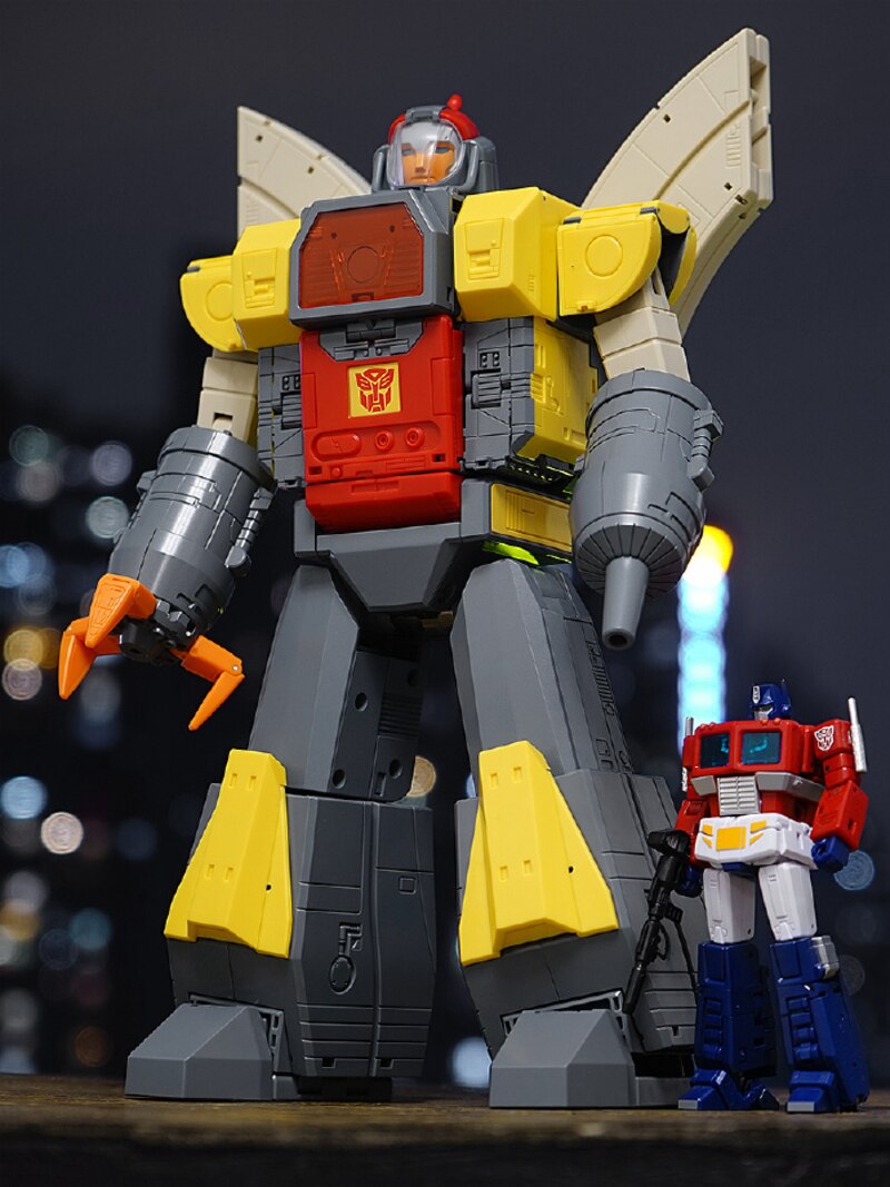 Newage Legendary Heroes H53 Michael Omega Supreme In Hand Images